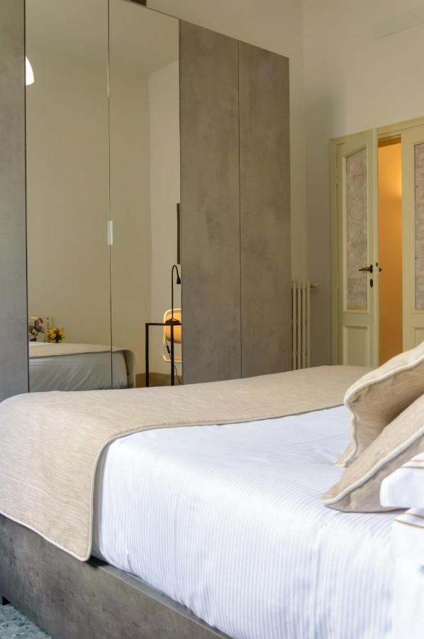 Homelink Firenze - Charlotte Εξωτερικό φωτογραφία
